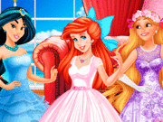 Princesses: Royals vs Hipsters!