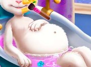 Pregnant Kitty Spa