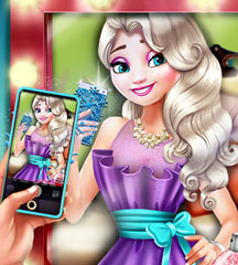 Girl Selfie Addiction