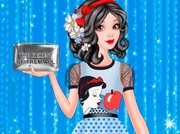 Snow White Famous On Snapchat