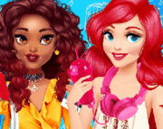 Moana And Ariel - Travel In Style