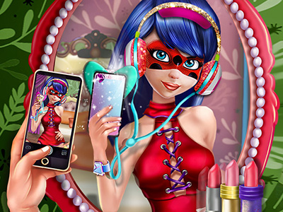 Fashion Selfie Addiction