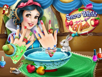 Snow White Nails